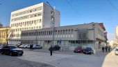 БОМБОМ НАСРНУО НА СУПРУГУ, А ПРЕД ТУЖИОЦЕМ ЋУТАО: Мушкарцу из Мирошевца, у околини Лесковца, одређен притвор