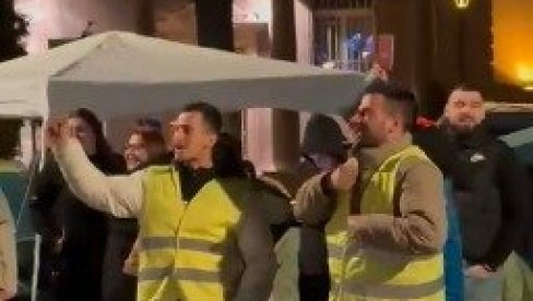 PROVOKATORKE DOŠLE U PIONIRSKI PARK Studenti odgovorili: Hoćemo da učimo! (VIDEO)