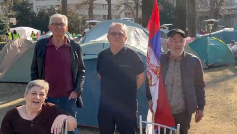 PENZIONERI POSLALI PORUKU REKTORU ĐOKIĆU: Vrati se deci, prestani da ih zloupotrebljavaš (VIDEO)