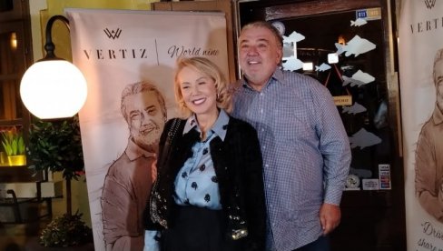 ARANĐELOVDAN U DOMU LEPE BRENE: Okupiće bezbroj poznatih ličnosti, a ova plava bomba je zadužena za slavlje kod Živojinovića