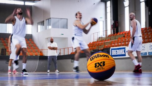 БРАВО, ОРЛОВИ: Србија након драме победила Литванију