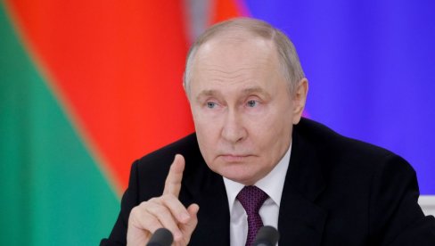 ШТА ЈЕ ТРЕБАЛО, ДА НАС ВРЕЂА ПРОСТИМ РЕЧНИКОМ ПА ДА ПРЕГОВАРА СА НАМА? Путин о нападима на Стива Виткофа