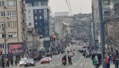 REDARI SKINULI PRSLUKE: Ovo je kraj studentskog protesta, mi više nismo odgovorni REDARI SKINULI PRSLUKE: Ovo je kraj studentskog protesta, mi više nismo odgovorni