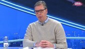 SPOLJA SMO NAPADNUTI DUGO PRIPREMANOM OBOJENOM REVOLUCIJOM  Vučić gost specijalne emisije na Pinku