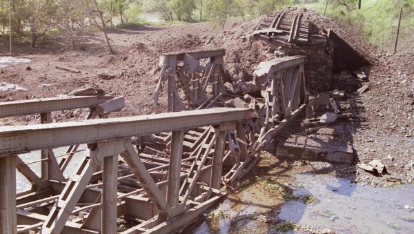 РУШИЛАЧКИ БИЛАНС НАТО АГРЕСИЈЕ: Токм бомбардовања 1999. на краљевачки крај бачено више од 600 пројектила