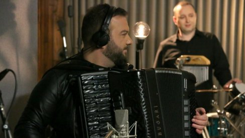 KADA NEKOG ISPROVOCIRATE DA LOŠE KOMENTARIŠE, URADILI STE DOBAR POSAO: Borko Radivojević otvorio dušu o svojoj karijeri i kritikama
