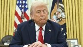 БЕЛА КУЋА УПУТИЛА ОШТАР ДЕМАТ: Трамп не разматра његову смену