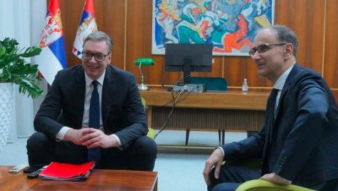 SAMO ON SPOSOBAN DA OSTVARI SVE STRATEŠKE INTERESE NAŠE ZEMLJE Macut poželeo brz oporavak Vučiću