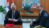 SAMO ON SPOSOBAN DA OSTVARI SVE STRATEŠKE INTERESE NAŠE ZEMLJE Macut poželeo brz oporavak Vučiću