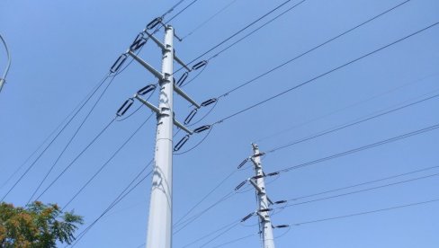 BEZ ISKLJUČENJA STRUJE: Radovi na mreži u Golupcu odloženi zbog raskvašenog terena BEZ ISKLJUČENJA STRUJE: Radovi na mreži u Golupcu odloženi zbog raskvašenog terena
