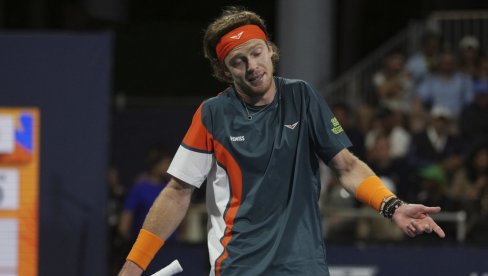 MASTERS U ŠANGAJU: Rubljov eliminisan, Zverev lako sa Francuzom