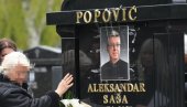 PEVAČ SLOMLJEN: Saša Popović me vuče k sebi, zove me - idem da vidim kakav je PEVAČ SLOMLJEN: Saša Popović me vuče k sebi, zove me - idem da vidim kakav je