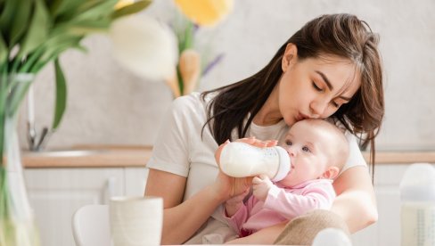 НАЈТЕЖЕ СУ ОНЕ РОЂЕНЕ У МАЈУ, ИМАЈУ ВИШЕ КОСТИЈУ ОД ОДРАСЛИХ ЉУДИ: Ових 11 чињеница сигурно нисте знали о бебама