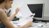 STALNO TRAŽE RADNIKE, A NJIHOVI NEĆE DA RADE: Druge debelo plaćaju za teške poslove, dok oni izbegavaju da zavrnu rukave
