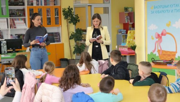 ВАСКРШЊИ КУТАК ЗА ЧУВАРКУЋУ И ПИЛЕ: Креативна радионица за предшколце у краљевачкој библиотеци ВАСКРШЊИ КУТАК ЗА ЧУВАРКУЋУ И ПИЛЕ: Креативна радионица за предшколце у краљевачкој библиотеци