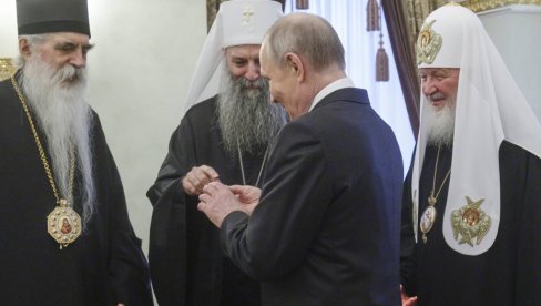 PUTIN SA PATRIJARHOM PORFIRIJEM: Očekujem predsednika Srbije 9. maja u Moskvi