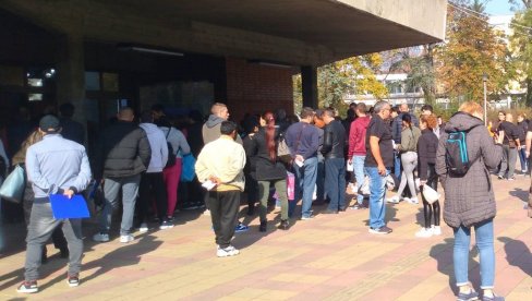 БРАНИЧЕВСКИ ОКРУГ: За годину дана број незапослених смањен за 683 БРАНИЧЕВСКИ ОКРУГ: За годину дана број незапослених смањен за 683