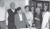 KRITIČAR KOJI DOVODI ČITAOCE U NEDOUMICU: Gligorić je imao vremena da menja nijanse iz Mladenovićevog rukopisa da se plagijat ne prepozna