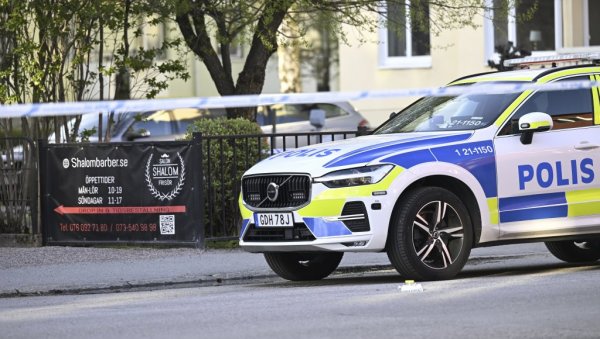 УХАПШЕН МАЛОЛЕТНИК: Осумњичен за троструко убиство у Шведској