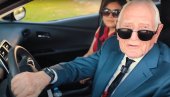 Има 102 године, вози, виталан је и даје СЕДАМ упутстава за ДУГ ЖИВОТ Има 102 године, вози, виталан је и даје СЕДАМ упутстава за ДУГ ЖИВОТ