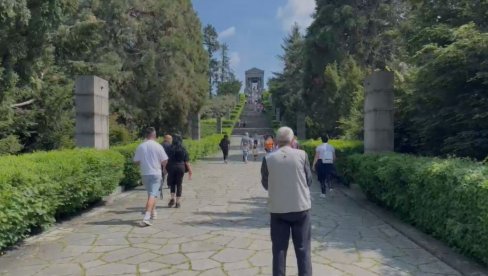 NEPREGLEDNA KOLONA VOZILA PREMA AVALI: Velike gužve na beogradskim izletištima (VIDEO)