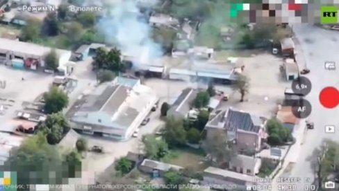 TERORISTIČKI NAPAD NA RUSE: Izginuli civili (VIDEO) TERORISTIČKI NAPAD NA RUSE: Izginuli civili (VIDEO)