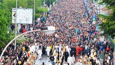СКАНДАЛ У ЦРНОЈ ГОРИ: Уставни суд прогласио неуставном одлуку да Дан Светог Василија Острошког буде слава Никшића! СКАНДАЛ У ЦРНОЈ ГОРИ: Уставни суд прогласио неуставном одлуку да Дан Светог Василија Острошког буде слава Никшића!