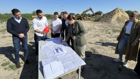 NAJZNAČAJNIJI EKOLOŠKI PROJEKAT: U Zrenjaninu je u toku izgradnja primarnog prečistača otpadnih voda (FOTO) NAJZNAČAJNIJI EKOLOŠKI PROJEKAT: U Zrenjaninu je u toku izgradnja primarnog prečistača otpadnih voda (FOTO)