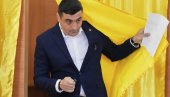 SIMION PORUČIO: Neću izdati poverenje birača, Rumuni su danas ustali