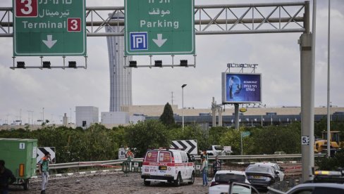 СУМЊИВ ПАКЕТ НА АЕРОДРОМУ БЕН ГУРИОН: Почео да се дими, хитне службе на лицу места