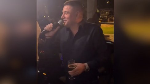 SLAVLJE U DOMU ŠIJANOVIH: Zapevao i Baja Mali Knindža (VIDEO)