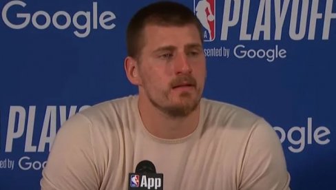 ISPRANA JE, ALI NOSIM JE ČESTO! Nikola Jokić se u posebnoj majici pojavio na konferenciji za medije