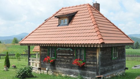 VETAR U LEĐA UGOSTITELJIMA: Vrnjčani izdvojili tri miliona dinara za razvoj seoskog turizma VETAR U LEĐA UGOSTITELJIMA: Vrnjčani izdvojili tri miliona dinara za razvoj seoskog turizma