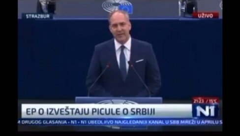 EVO ŠTA STE DOBILI ODLASKOM U EP, DRAGI MOJI NOBELOVCI Opozicionar žestoko isprozivao antisrpsko klanjanje bloakdera foteljaša ustašama! EVO ŠTA STE DOBILI ODLASKOM U EP, DRAGI MOJI NOBELOVCI Opozicionar žestoko isprozivao antisrpsko klanjanje bloakdera foteljaša ustašama!
