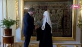 VUČIĆ URUČIO ORDEN PATRIJARHU KIRILU: Predsednik se obratio na ruskom (VIDEO)