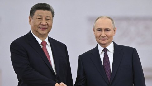 СИ ЂИНПИНГ И ПУТИН РАЗГОВАРАЛИ ТЕЛЕФОНОМ: Лидери две силе разматрају четири иницијативе