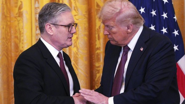 ТРАМП И СТАРМЕР: Представили трговински споразум САД и Уједињеног Краљевства ТРАМП И СТАРМЕР: Представили трговински споразум САД и Уједињеног Краљевства