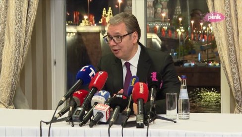 POSLE VEČERE SA PUTINOM: Vučić se obraća građanima Srbije iz Moskve