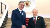 СЛОБОДАРСКИ ЛИДЕРИ НА ОКУПУ: Вучић раме уз раме са Сијем, Путином, Фицом - ово је српски понос (ФОТО)