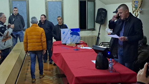 ШАВНИК КАО КАМИЧАК: Напредовање ка ЕУ путу условљено и изборном реформом ШАВНИК КАО КАМИЧАК: Напредовање ка ЕУ путу условљено и изборном реформом