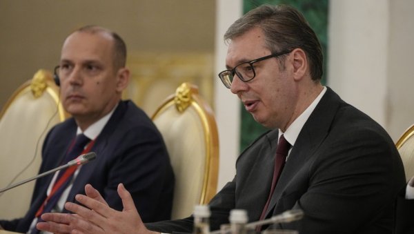 ВЕОМА СМО СРЕЋНИ ШТО ЋЕМО МОЋИ ПО ТОМ ПИТАЊУ ДА ОСТВАРУЈЕМО ДОБРЕ РЕЗУЛТАТЕ: Вучић и Путин разговарали и о посевним лековима за децу ВЕОМА СМО СРЕЋНИ ШТО ЋЕМО МОЋИ ПО ТОМ ПИТАЊУ ДА ОСТВАРУЈЕМО ДОБРЕ РЕЗУЛТАТЕ: Вучић и Путин разговарали и о посевним лековима за децу