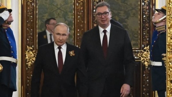ПОГЛЕДАЈТЕ: Ево шта је све Путин поклонио Вучићу (ФОТО) ПОГЛЕДАЈТЕ: Ево шта је све Путин поклонио Вучићу (ФОТО)