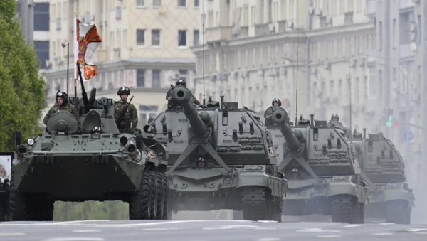РУСИЈА ПОКУШАВА ДА ПОБЕДИ УКРАЈИНУ У РАТУ“ У четвртој години сукоба немачки аналитичар је схватио: Европа мора да се угледа на Русију РУСИЈА ПОКУШАВА ДА ПОБЕДИ УКРАЈИНУ У РАТУ“ У четвртој години сукоба немачки аналитичар је схватио: Европа мора да се угледа на Русију
