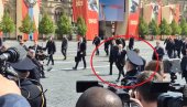PARADA POBEDE: Putinov pozdrav koji niste videli (VIDEO)