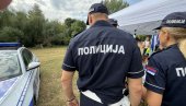 PIJAN UPRAVLJAO MOTOKULTIVATOROM: Zaustavila ga policija i imala šta da vidi
