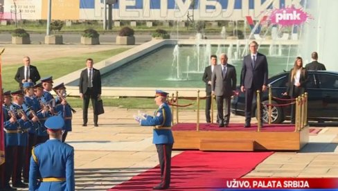 VUČIĆ SA KOŠTOM: U toku sastanak u Palati Srbija (VIDEO)