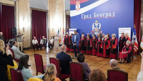 ШАПИЋ: Људи „трећег доба” својом енергијом и ентузијазмом враћају веру у живот