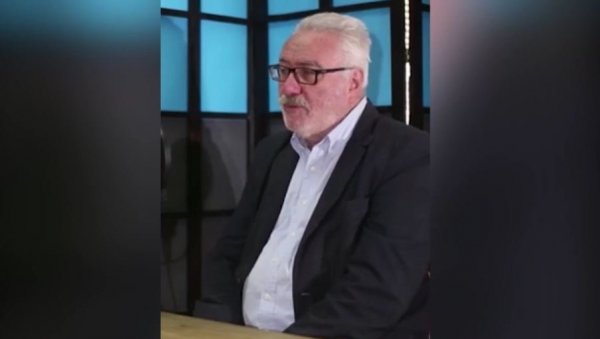 НЕСТОРОВИЋ О БЛОКАДЕРИМА ФОТЕЉАШИМА: Гадили су се политике, а онда је дошло до коперниканског обрта! (ВИДЕО) НЕСТОРОВИЋ О БЛОКАДЕРИМА ФОТЕЉАШИМА: Гадили су се политике, а онда је дошло до коперниканског обрта! (ВИДЕО)