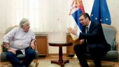 BIO JE SIMBOL BORBE ZA PRAVDU, JEDNAKOST I DOSTOJANSTVO OBIČNOG ČOVEKA Vučić izrazio saučešće povodom smrti Hozea Muhike