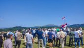 ВЕК И ПО ОД УСТАНКА У НЕВЕСИЊУ: Српска и Србија заједно славе велики јубилеј
